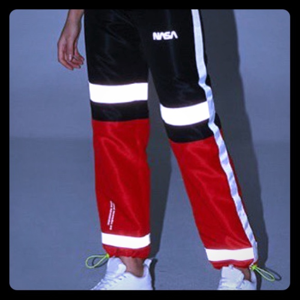 JOGGERS